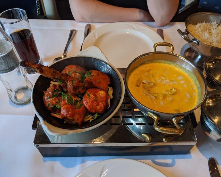 Taj Mahal Tandoori